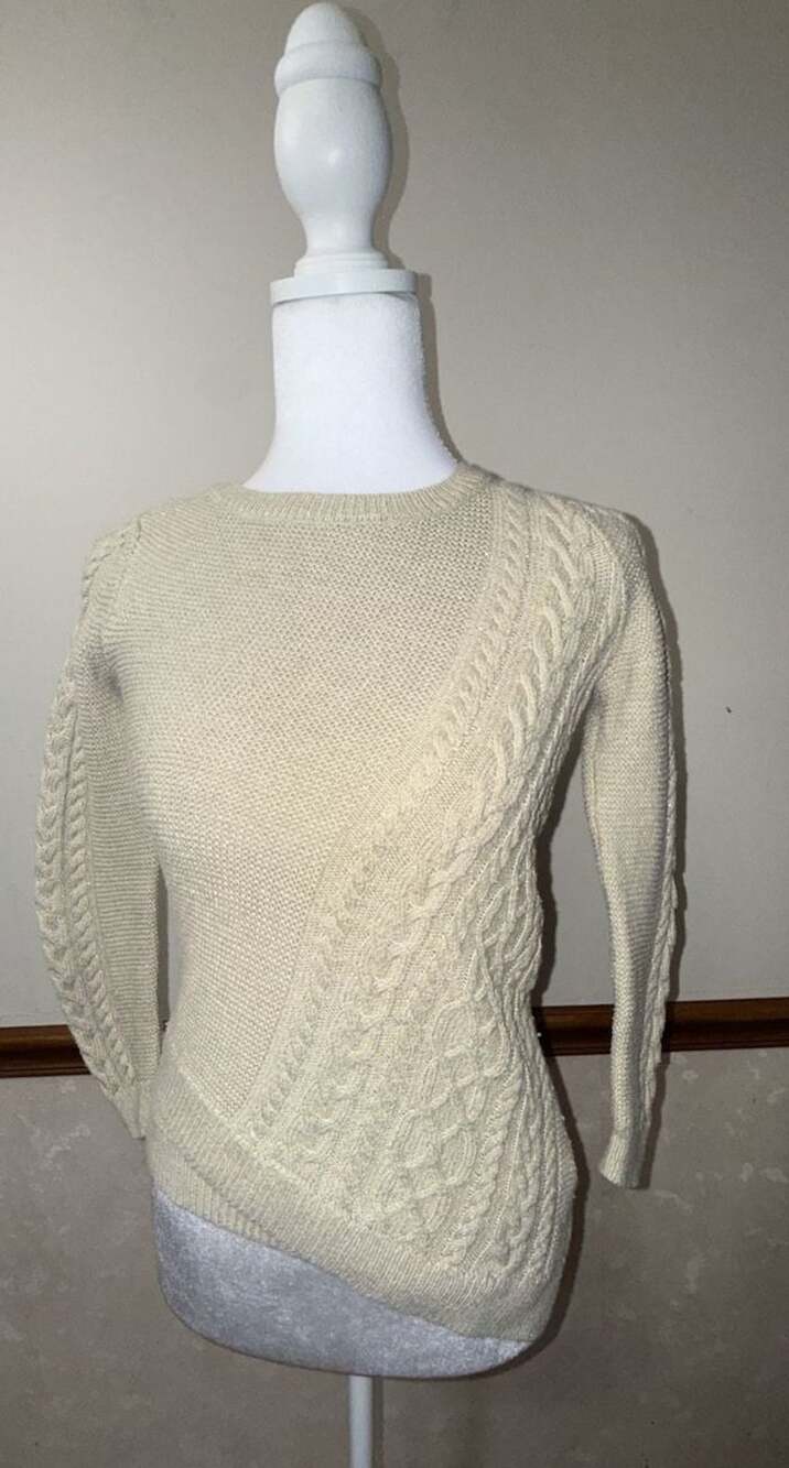 Girls Tommy Bahama Cream Metallic Cable Knit Asymmetric Crew Neck Sweater M